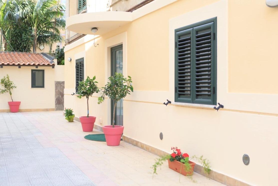 B&B Porta Della Sicilia Messina Szoba fotó