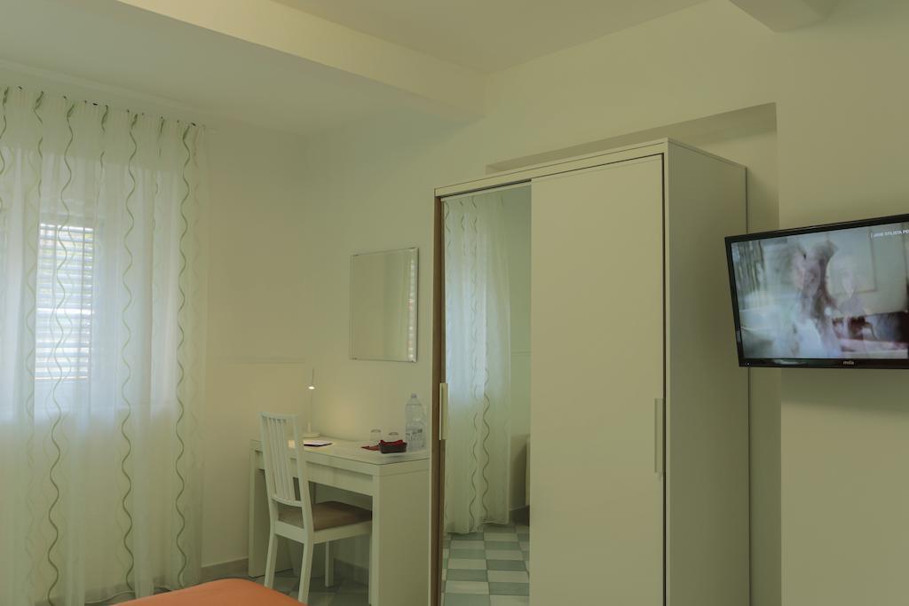 B&B Porta Della Sicilia Messina Kültér fotó