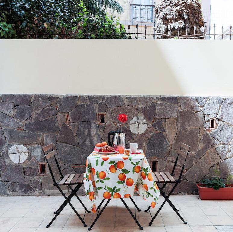 B&B Porta Della Sicilia Messina Kültér fotó